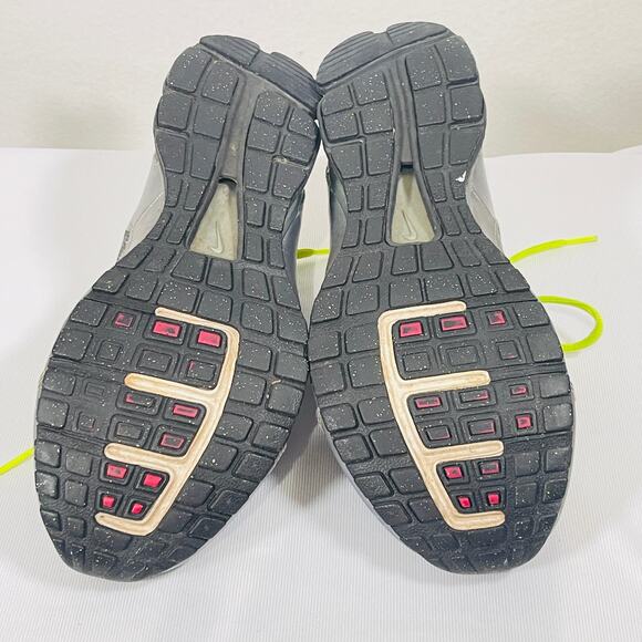 Nike Gym Shoes Womens 8 Running Sneakers Trainers Vintage 2012 Gray Yellow - Picture 2 of 10